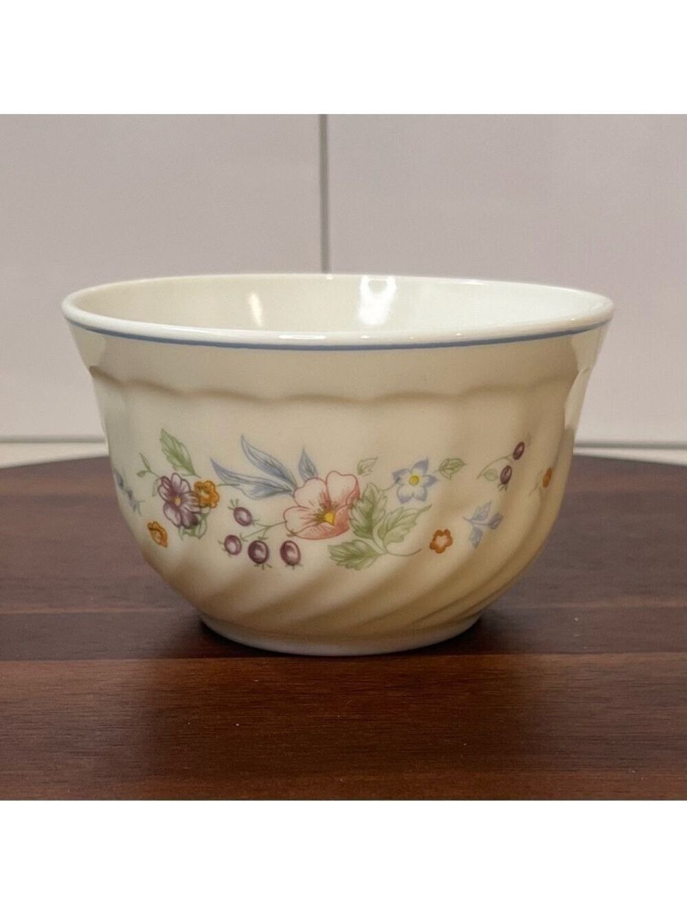 Vintage 1970s Arcopal France Milk Glass Floral Ribbed Sugar Bowl Prep Bowl
